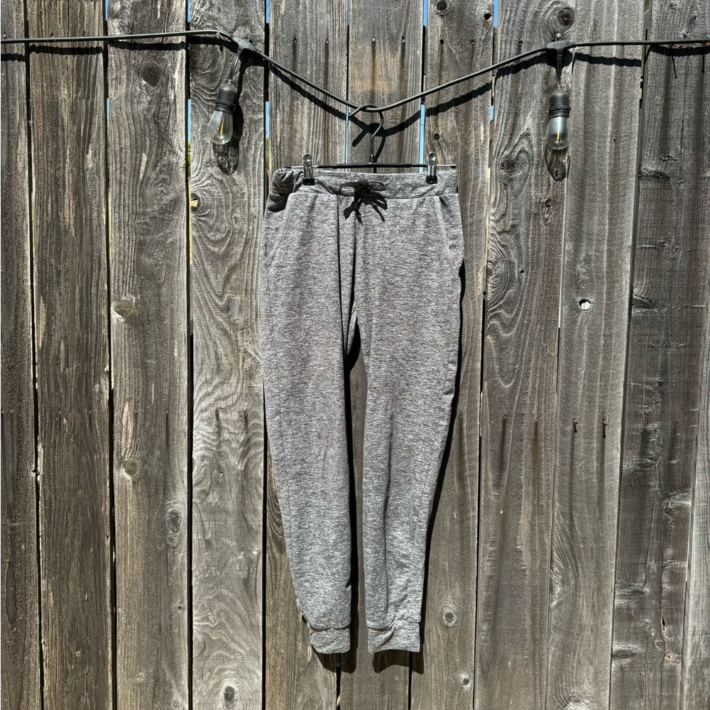 Good HYOUman light grey drawstring waist casual athletic joggers size small 29”